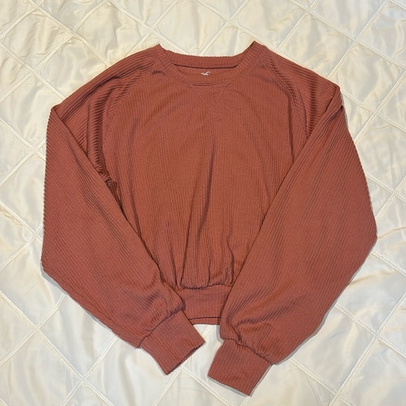 Hollister Boyfriend T-Shirt - Picture 1 of 5